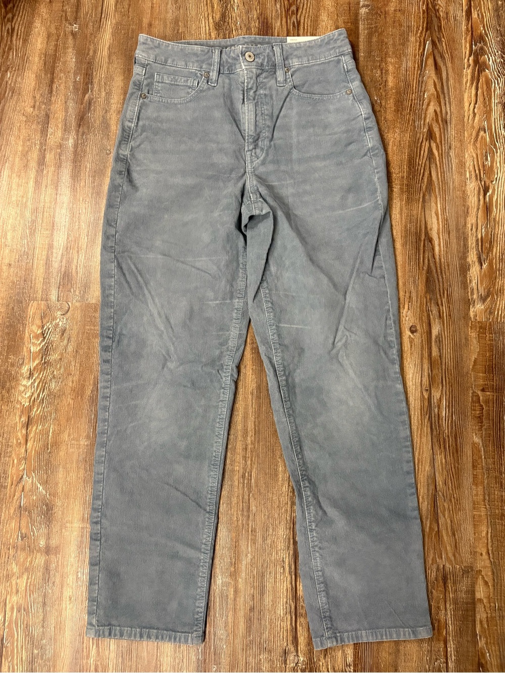 NWT American Eagle AE Stretch Mom Straight Corduroy Jean Pants 6 Regular Preppy